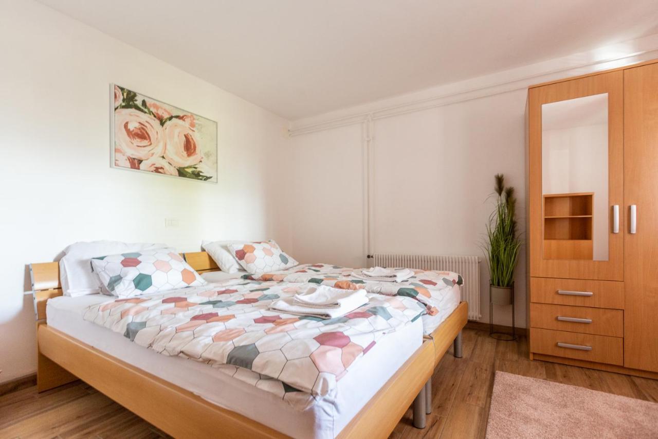 בפורטורוז Apartments And Rooms Jeselnik מראה חיצוני תמונה