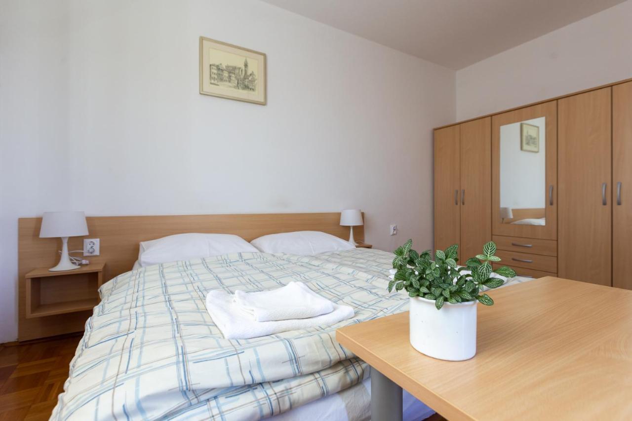 בפורטורוז Apartments And Rooms Jeselnik מראה חיצוני תמונה