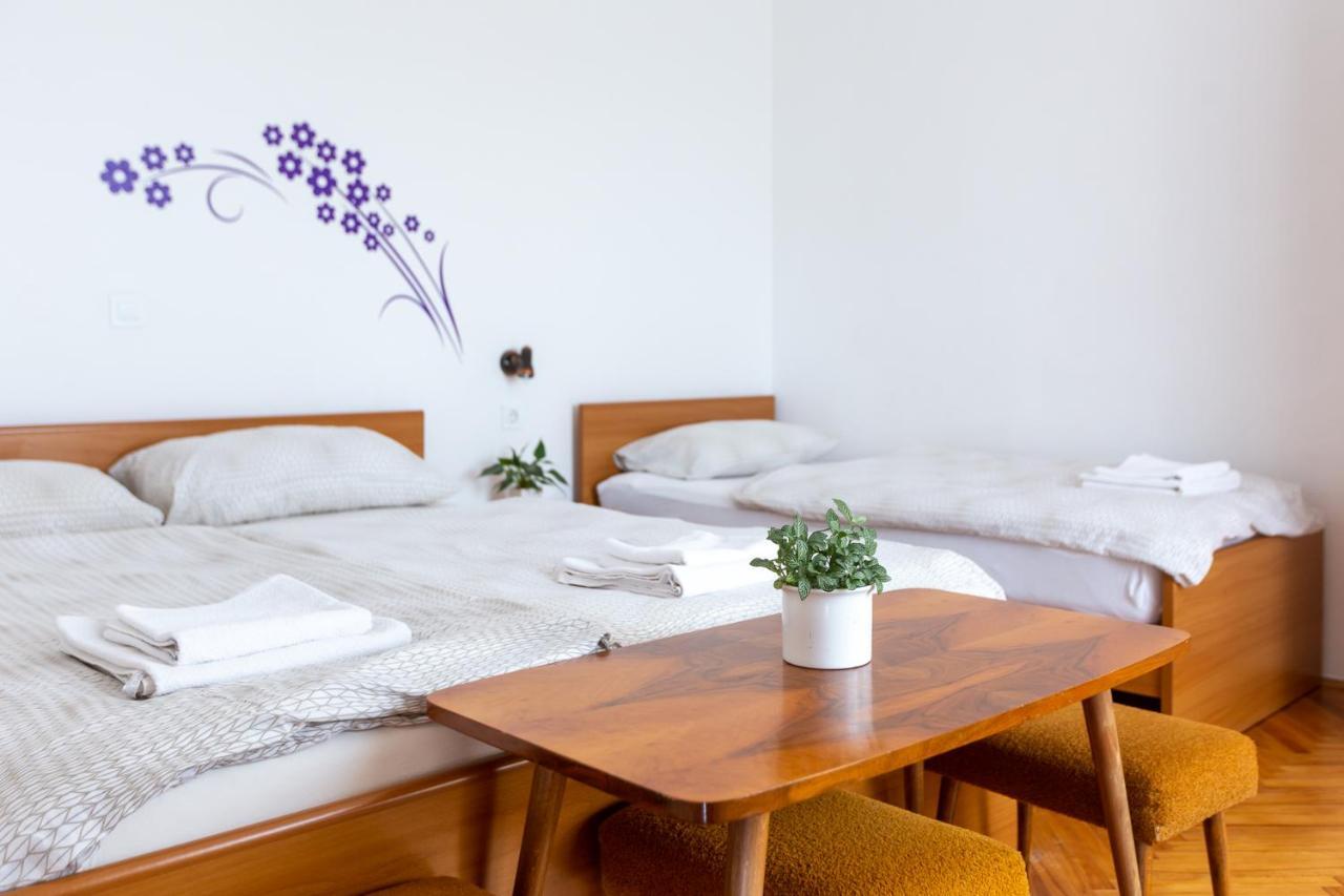 בפורטורוז Apartments And Rooms Jeselnik מראה חיצוני תמונה