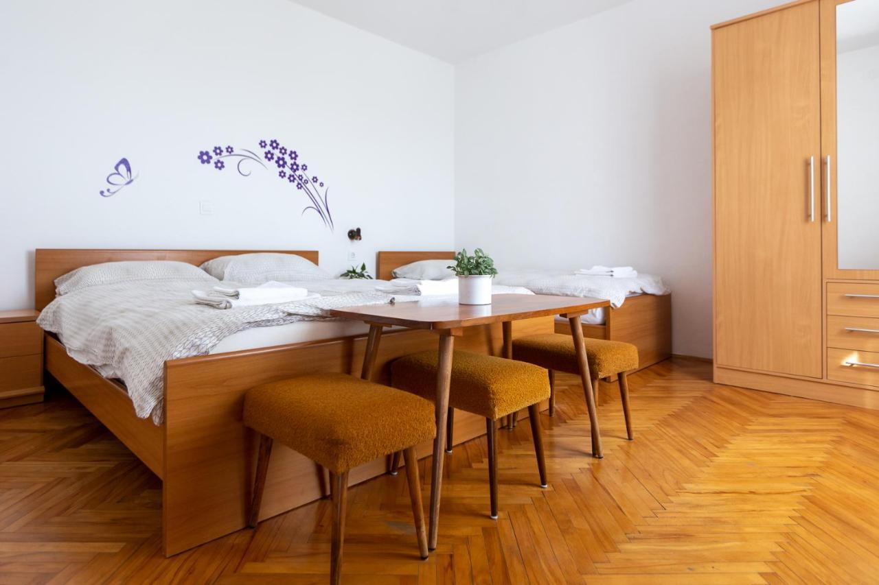 בפורטורוז Apartments And Rooms Jeselnik מראה חיצוני תמונה