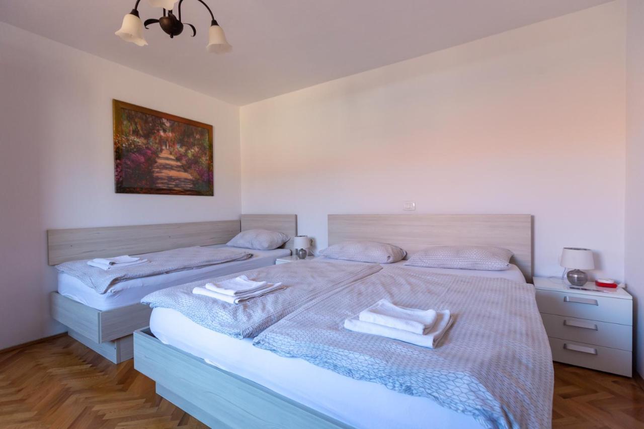 בפורטורוז Apartments And Rooms Jeselnik מראה חיצוני תמונה
