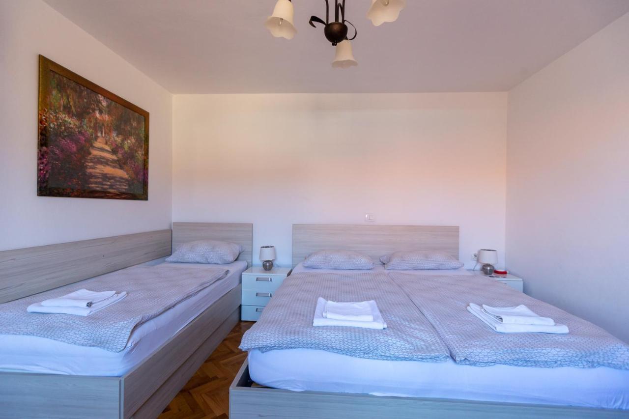 בפורטורוז Apartments And Rooms Jeselnik מראה חיצוני תמונה