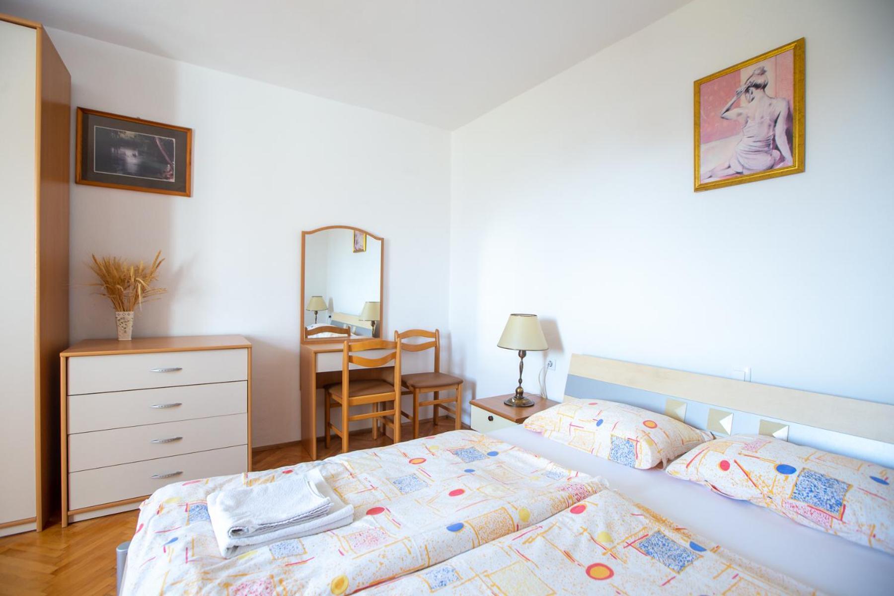 בפורטורוז Apartments And Rooms Jeselnik חדר תמונה